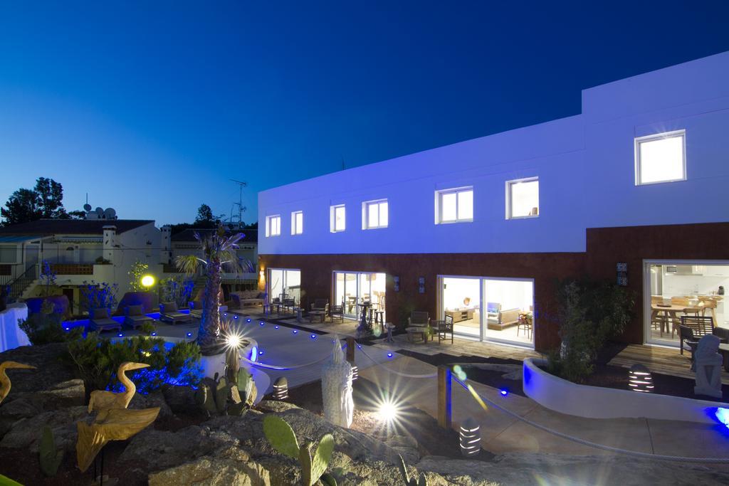 Vista Roses Mar - Villas Batik ภายนอก รูปภาพ