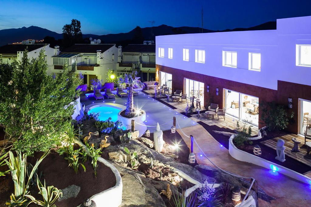 Vista Roses Mar - Villas Batik ภายนอก รูปภาพ